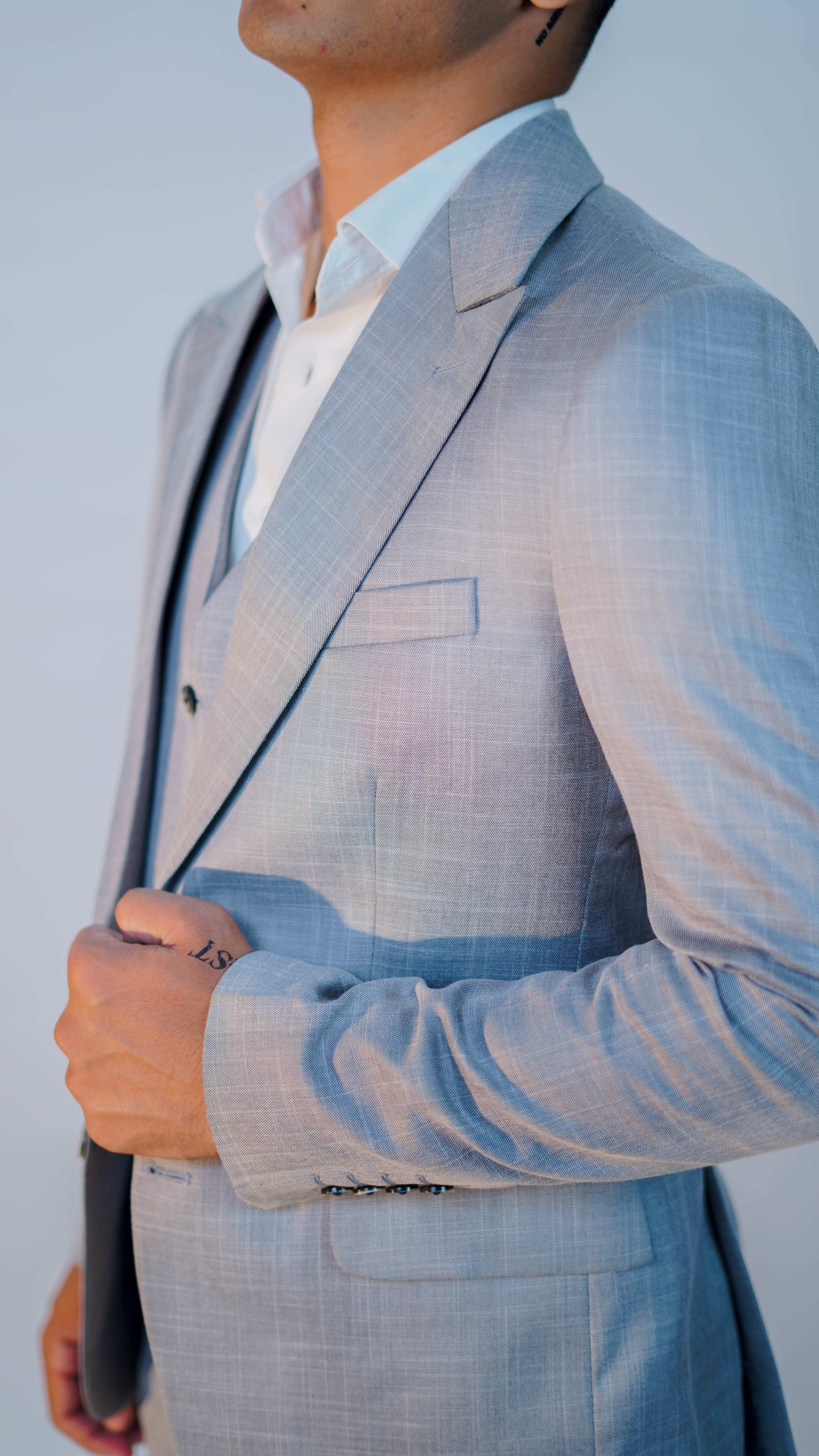 Premium 3-Piece Men Grey Suit- Custom Fit High-End Formalwear for Every Occasion - Imperial Stitch