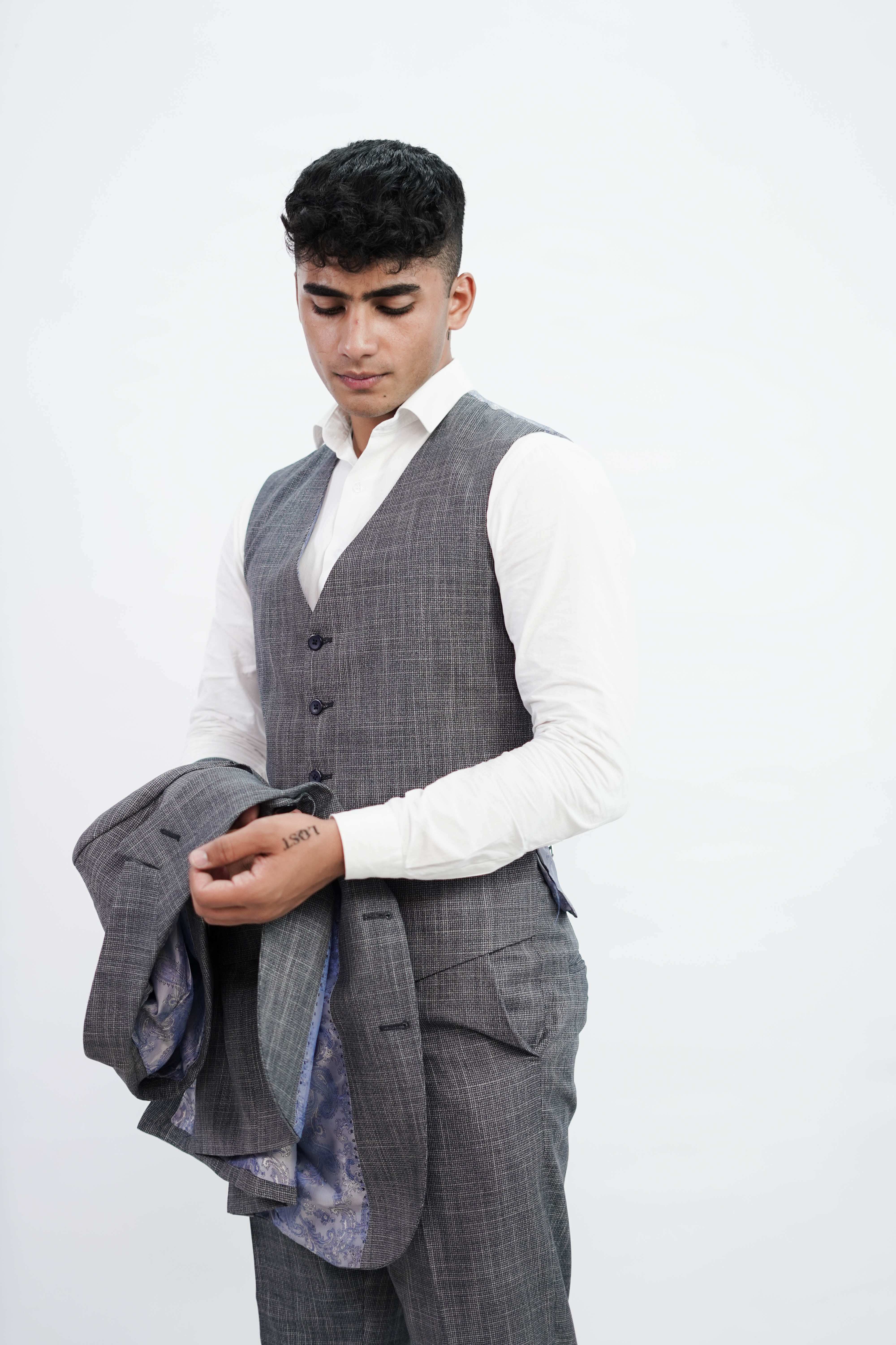 3-Piece Men Grey suit- High-End Formalwear for Every wedding - Imperial Stitch