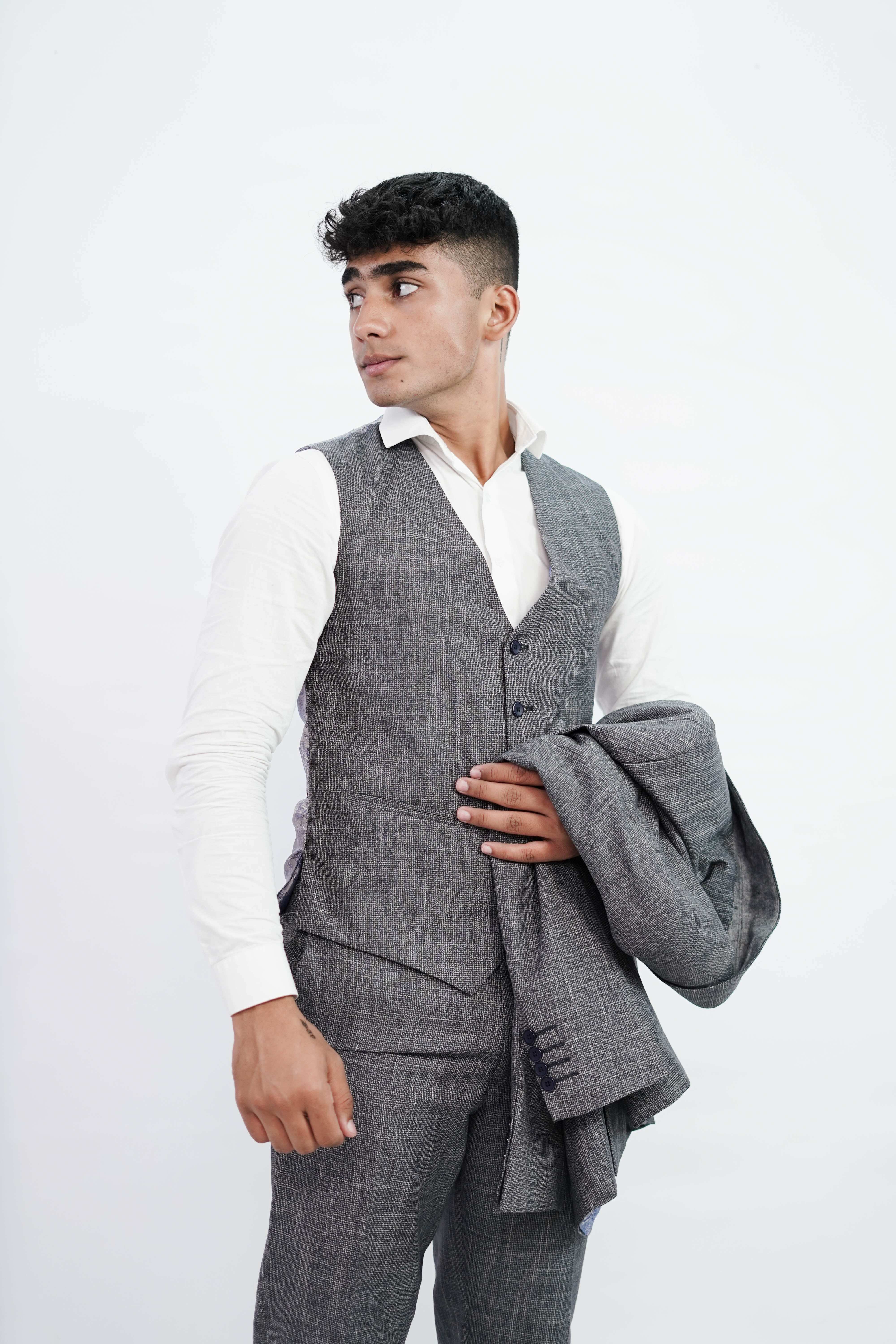 3-Piece Men Grey suit- High-End Formalwear for Every wedding - Imperial Stitch