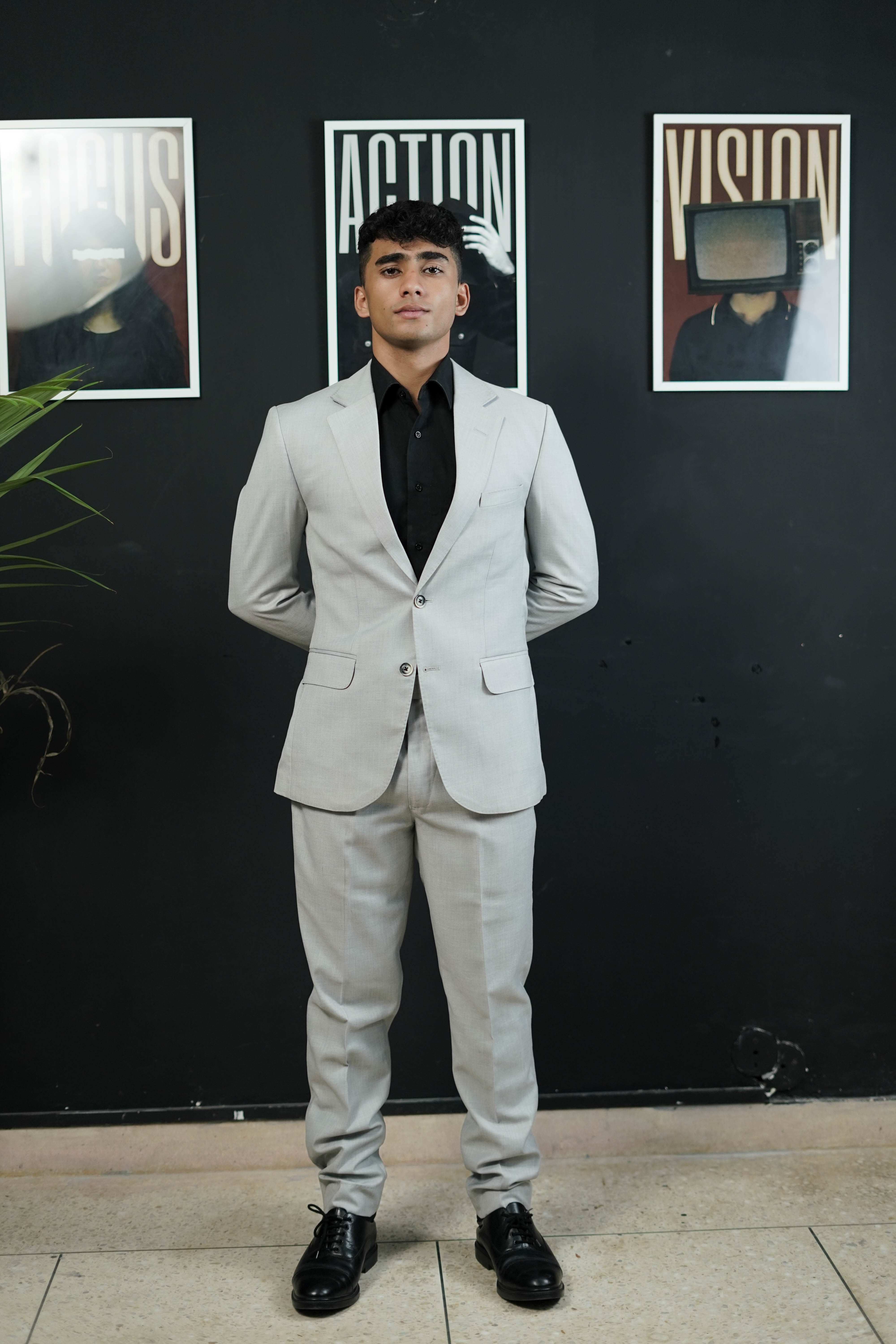 3-Piece Men Grey suit- Custom Fit High-End Formalwear for Every Occasion - Imperial Stitch