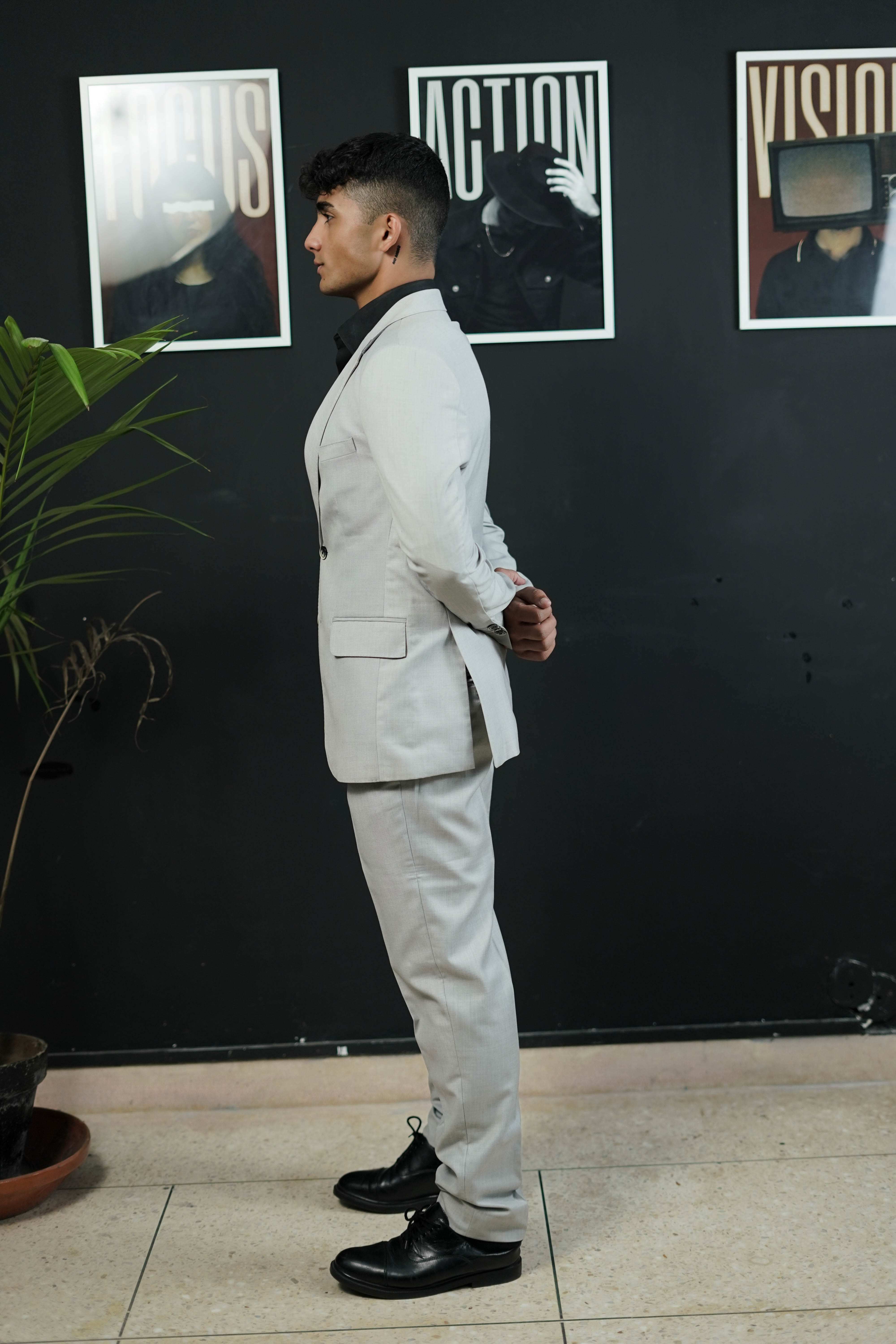 3-Piece Men Grey suit- Custom Fit High-End Formalwear for Every Occasion - Imperial Stitch