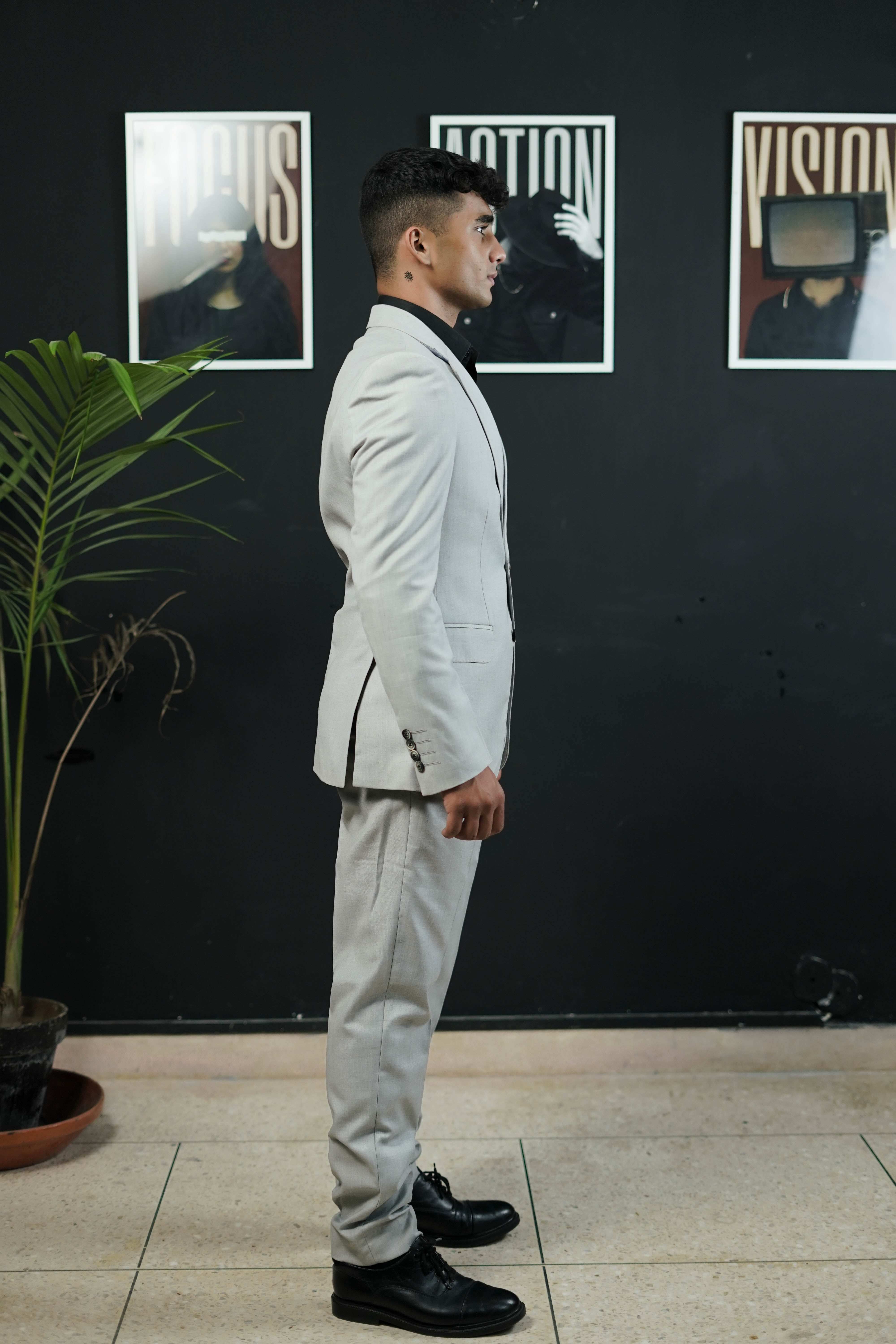 3-Piece Men Grey suit- Custom Fit High-End Formalwear for Every Occasion - Imperial Stitch
