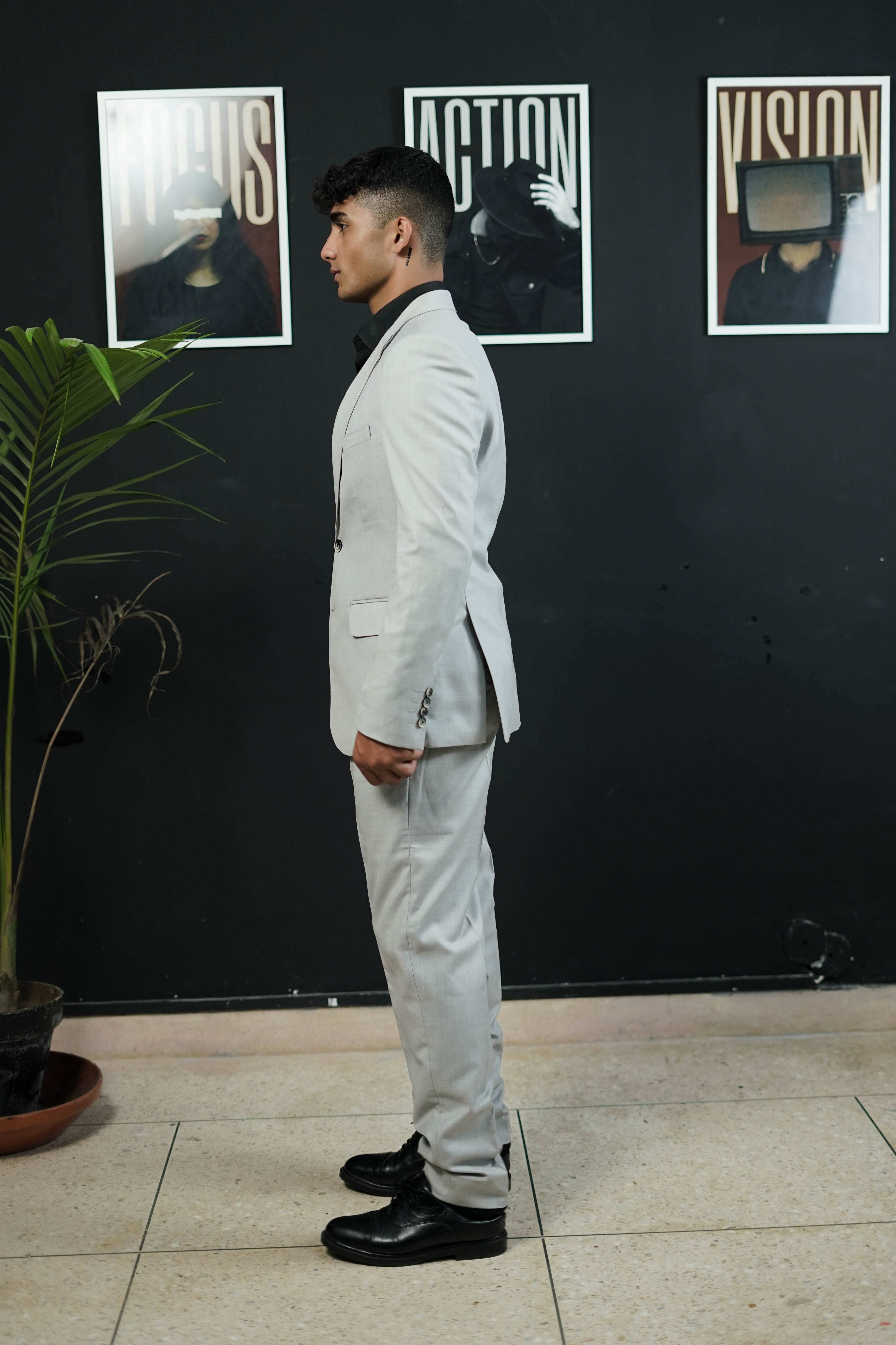 3-Piece Men Grey suit- Custom Fit High-End Formalwear for Every Occasion - Imperial Stitch