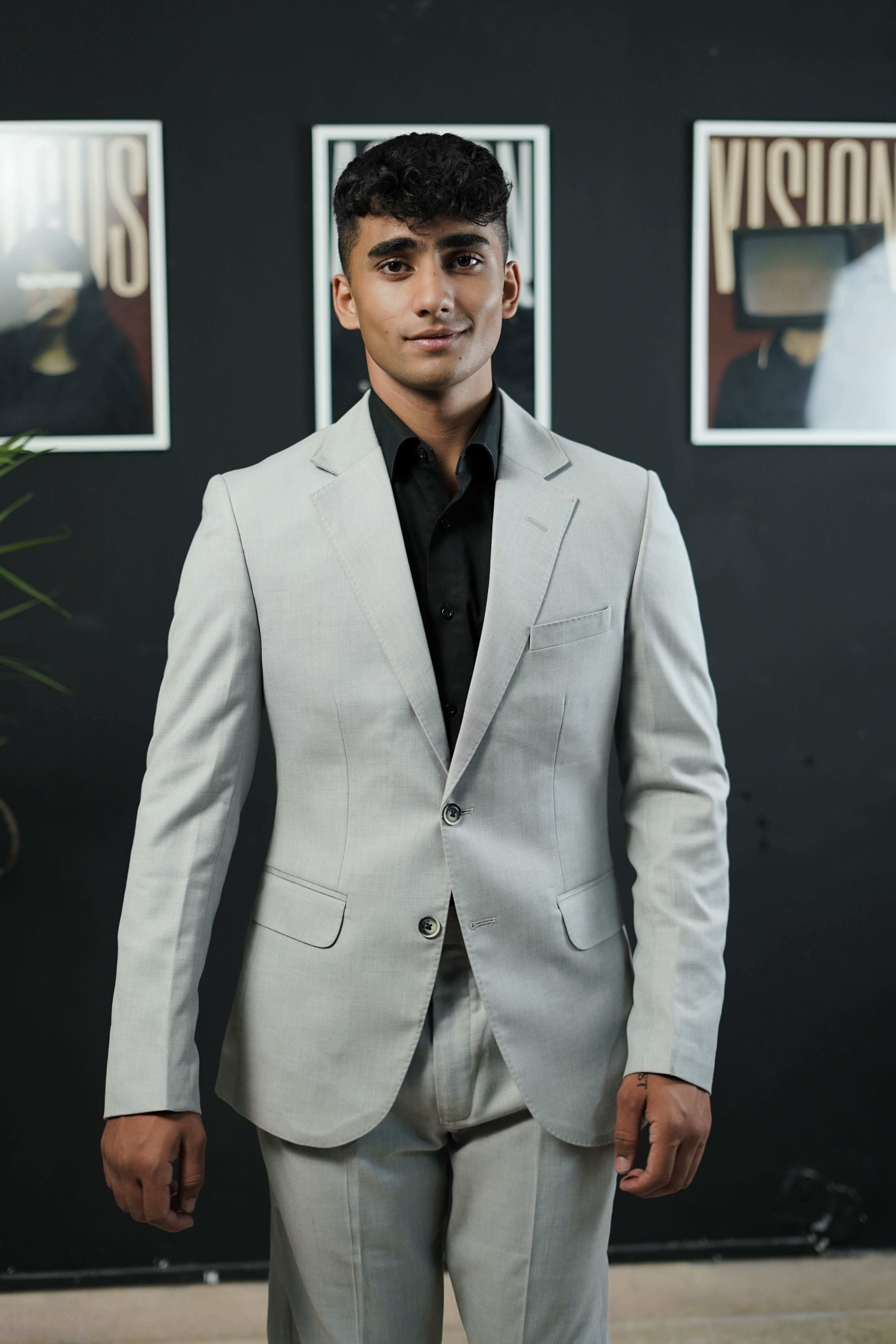 3-Piece Men Grey suit- Custom Fit High-End Formalwear for Every Occasion - Imperial Stitch